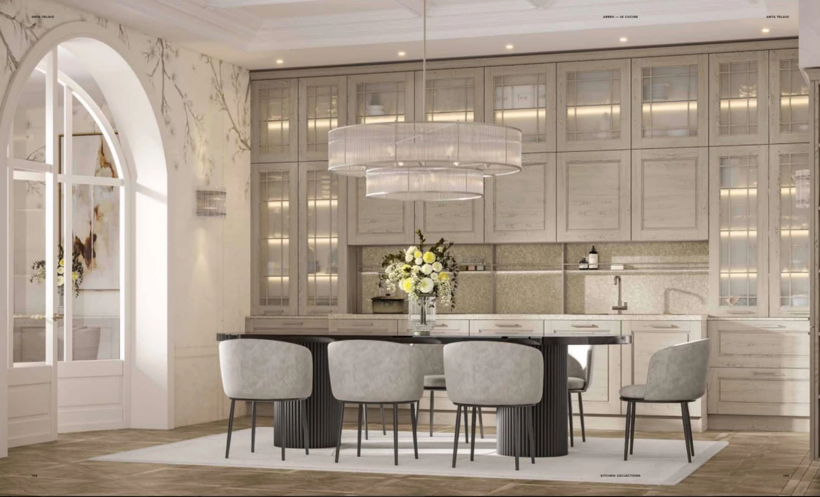 Cucina classica con isola, vetrine e finiture chiare